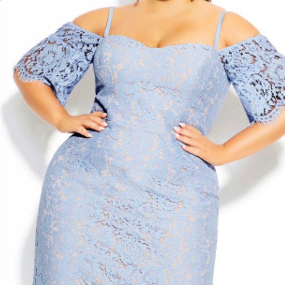 Dress - Picture 5 of 5